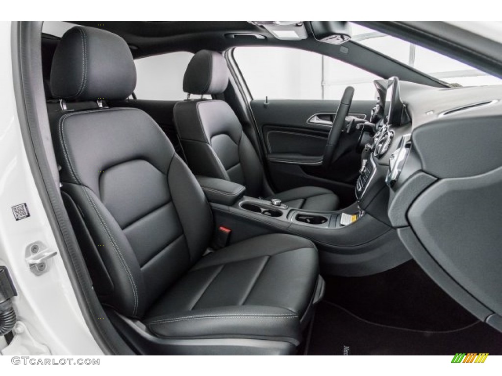 Black Interior 2018 Mercedes-Benz GLA 250 4Matic Photo #121965191