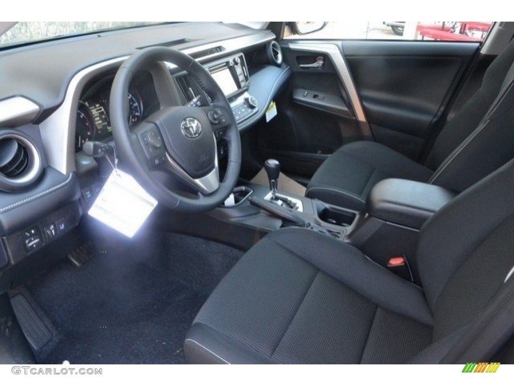 2017 RAV4 XLE - Magnetic Gray Metallic / Black photo #5