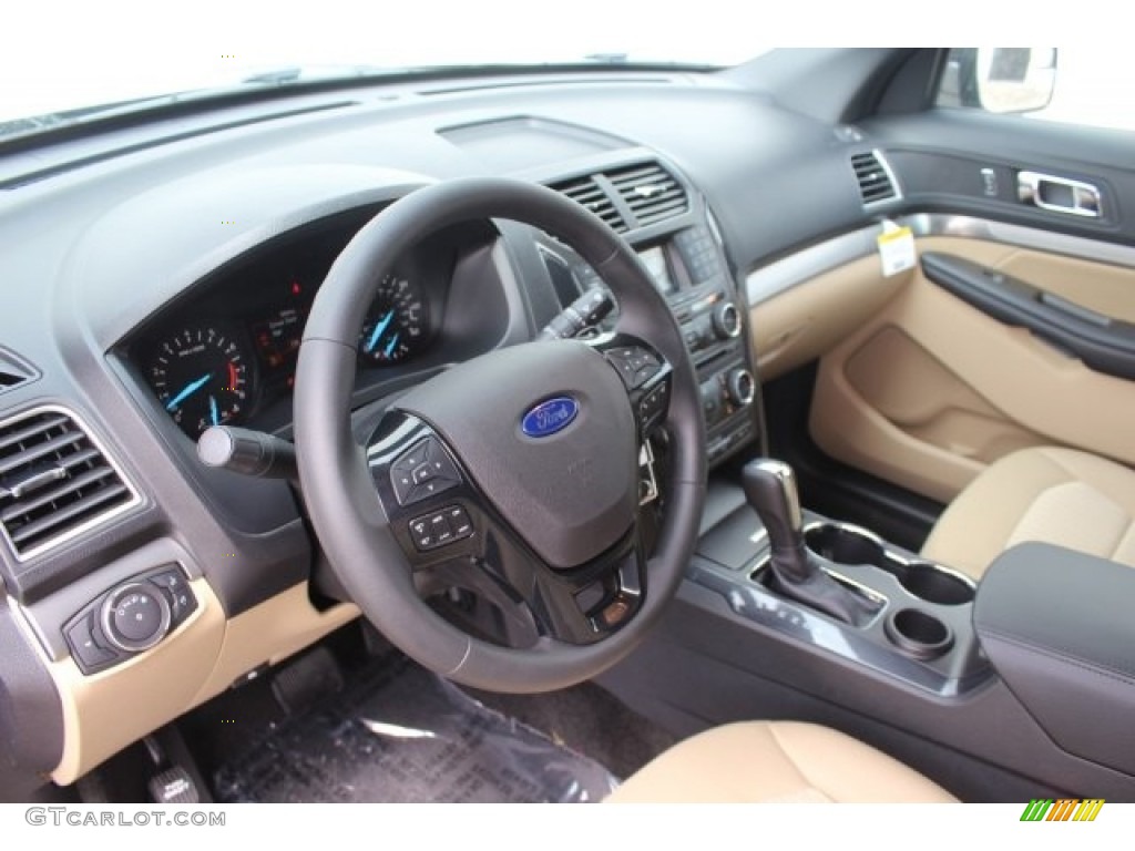 2017 Explorer FWD - Shadow Black / Medium Light Camel photo #12
