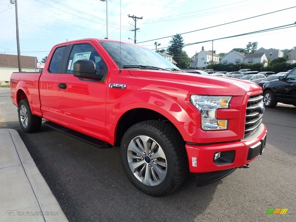 2017 F150 XL SuperCab 4x4 - Race Red / Earth Gray photo #3