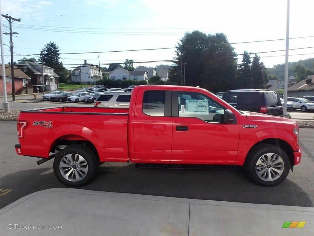 2017 F150 XL SuperCab 4x4 - Race Red / Earth Gray photo #4