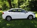 Summit White - Cruze LT Photo No. 2
