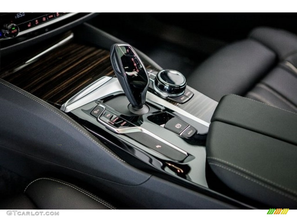 2018 BMW 5 Series M550i xDrive Sedan 8 Speed Sport Automatic Transmission Photo #121983431