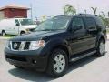 2006 Super Black Nissan Pathfinder LE  photo #1