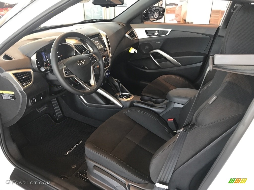 2017 Veloster Value Edition - Century White / Black photo #4