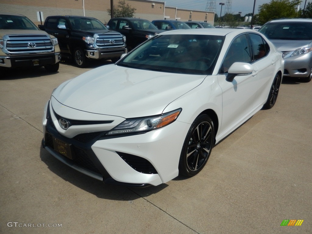 2018 Camry XSE - Wind Chill Pearl / Cockpit Red photo #2