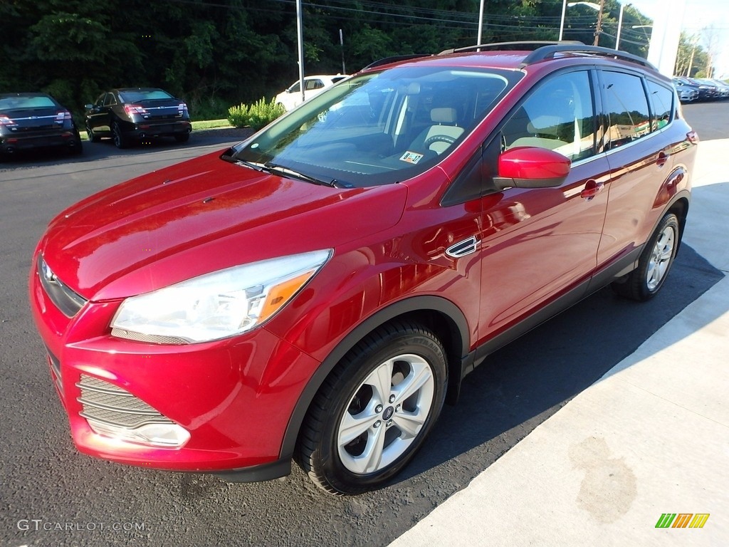 2013 Escape SE 2.0L EcoBoost 4WD - Ruby Red Metallic / Charcoal Black photo #7