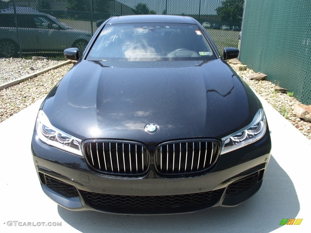 2018 7 Series 750i xDrive Sedan - Black Sapphire Metallic / Black photo #7