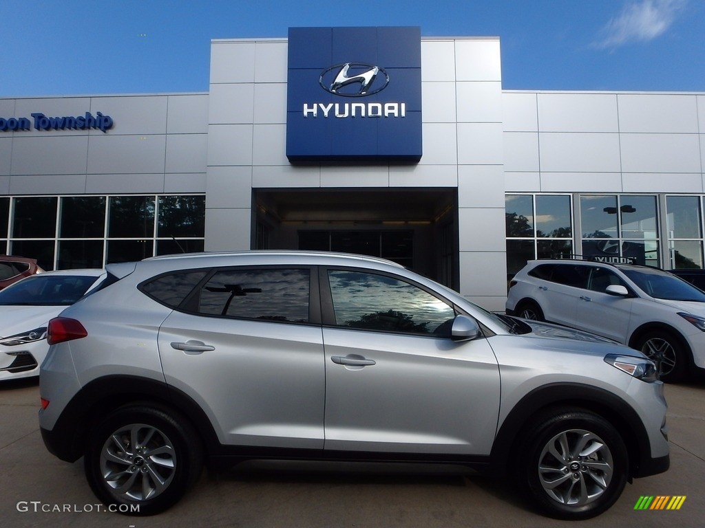 Chromium Silver Hyundai Tucson