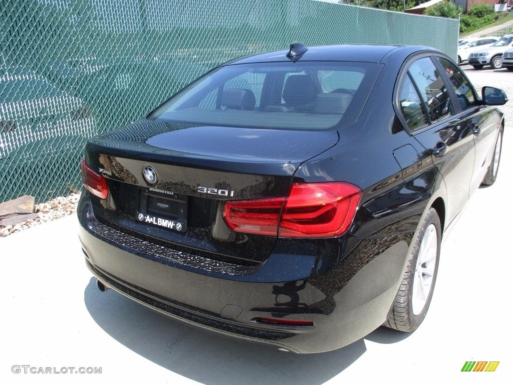 2017 3 Series 320i xDrive Sedan - Jet Black / Black photo #3