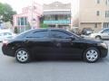 Black - Camry LE Photo No. 5