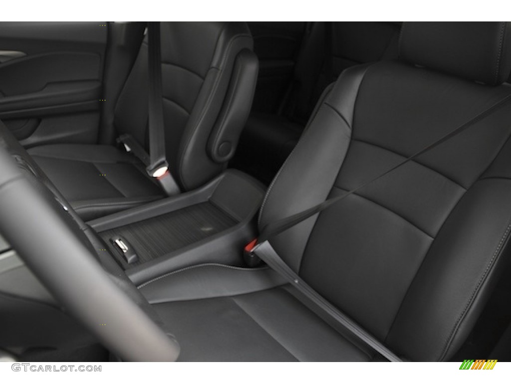 2017 Honda Pilot EX-L w/Navigation Front Seat Photos