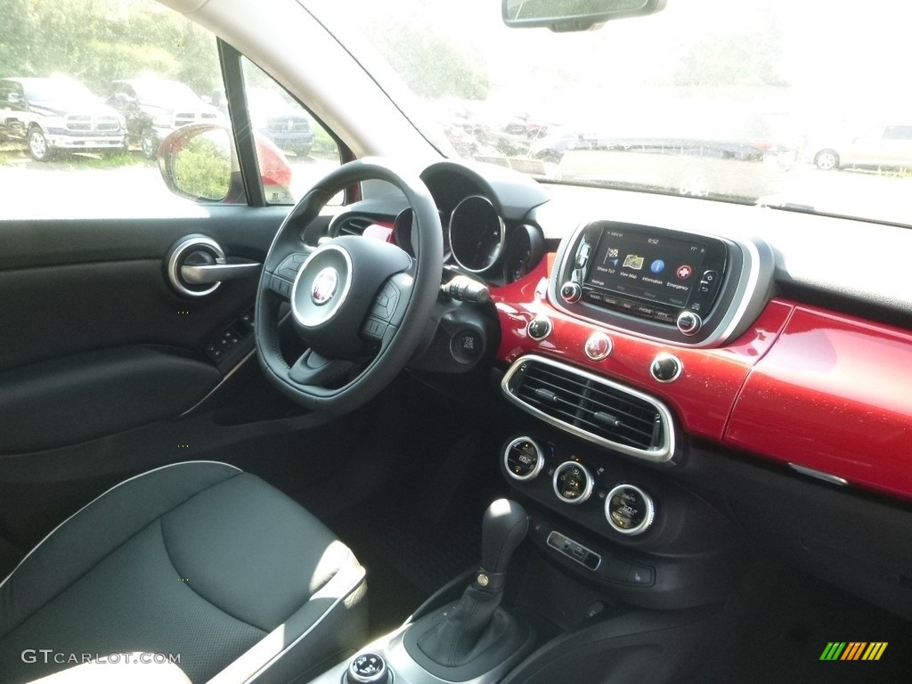 2017 500X Lounge AWD - Rosso Passione (Red) / Nero (Black) photo #11