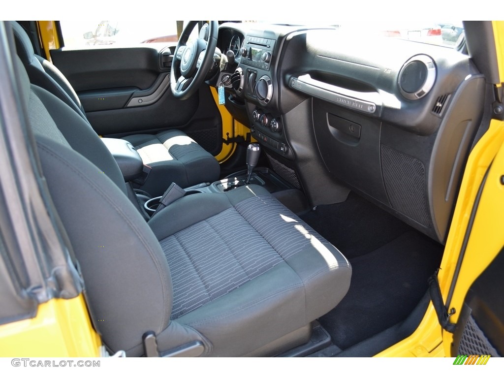 2011 Wrangler Sport 4x4 - Detonator Yellow / Black photo #25