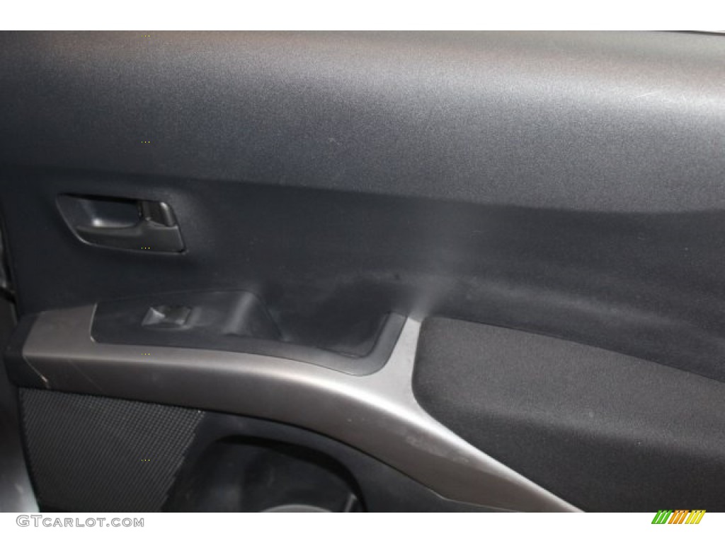2007 Outlander ES - Graphite Gray Pearl / Black photo #21