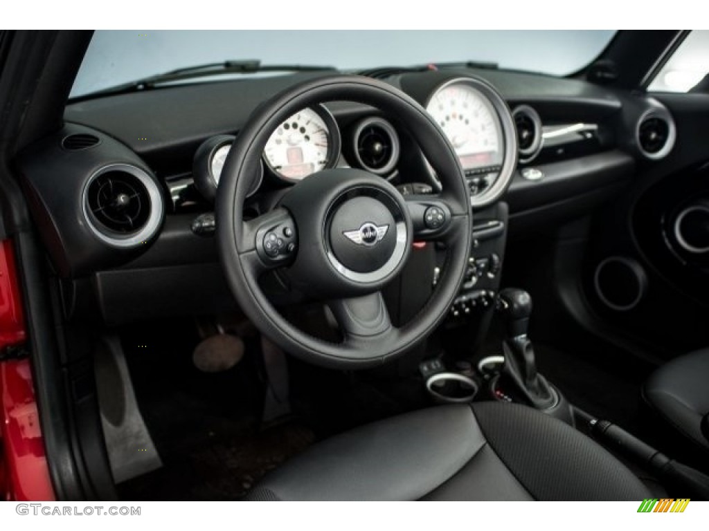 2014 Cooper Convertible - Chili Red / Carbon Black photo #15