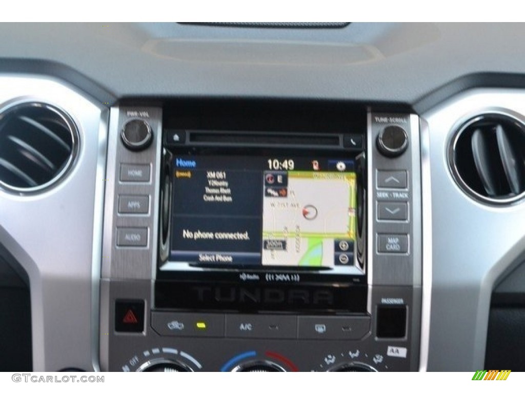 2017 Tundra SR5 CrewMax 4x4 - Super White / Graphite photo #6