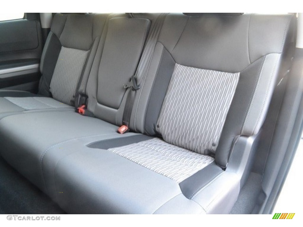 2017 Tundra SR5 CrewMax 4x4 - Super White / Graphite photo #7