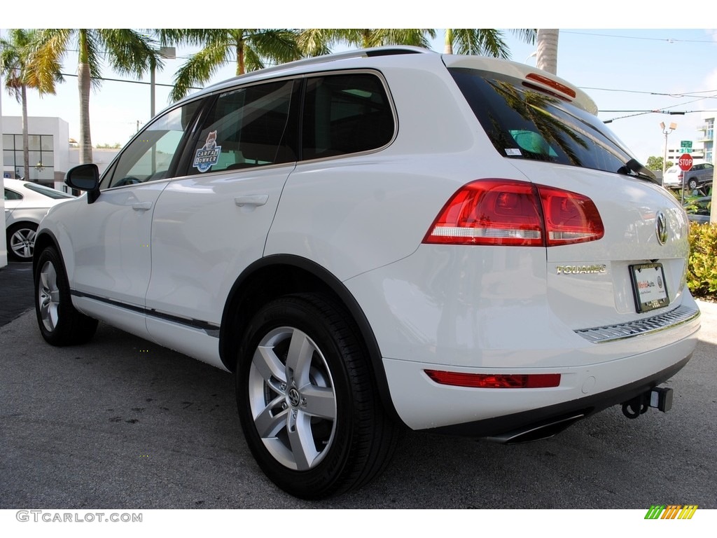 2014 Touareg V6 Lux 4Motion - Pure White / Saddle Brown photo #7