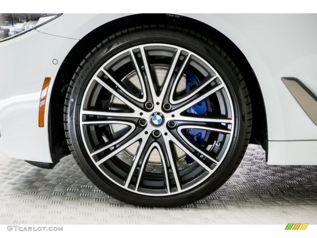 2018 5 Series M550i xDrive Sedan - Alpine White / Black photo #9