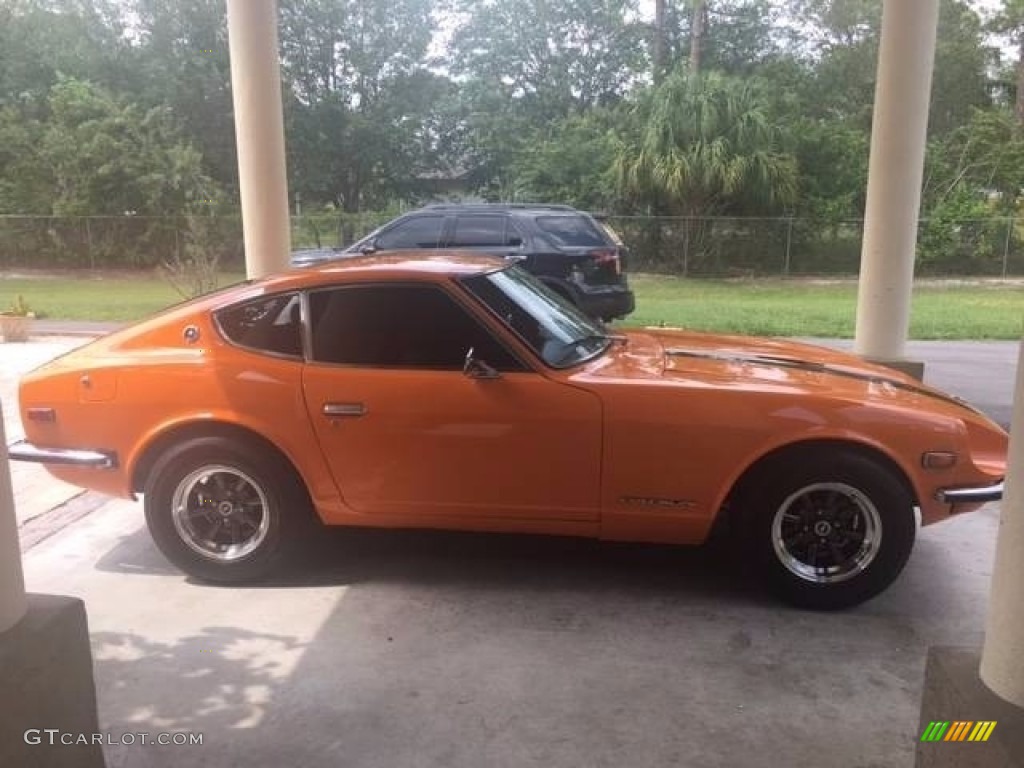 New Sight Orange 1971 Datsun 240Z Standard 240Z Model Exterior Photo #122048297