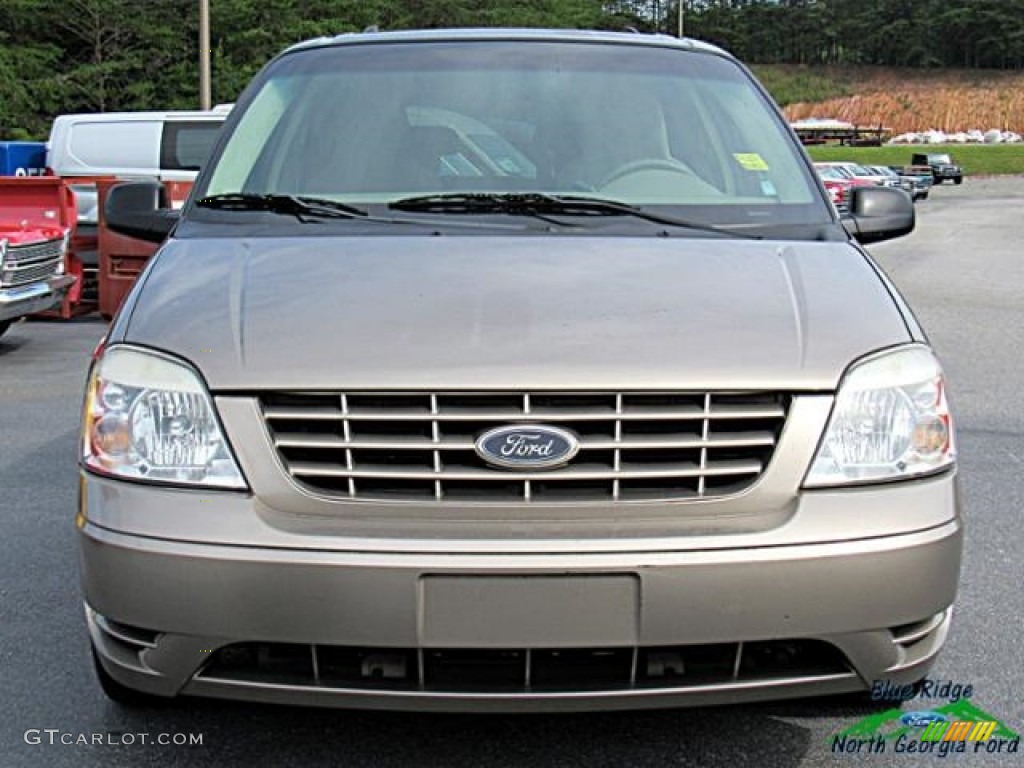 2006 Freestar SE - Arizona Beige Metallic / Pebble Beige photo #8