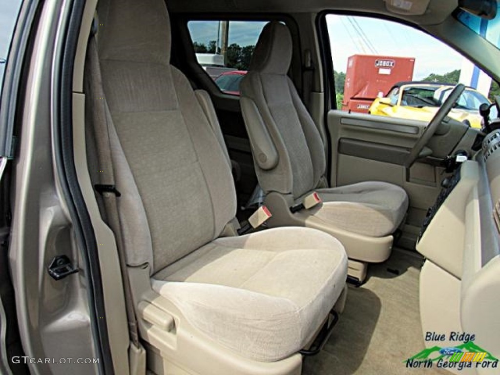 2006 Freestar SE - Arizona Beige Metallic / Pebble Beige photo #15