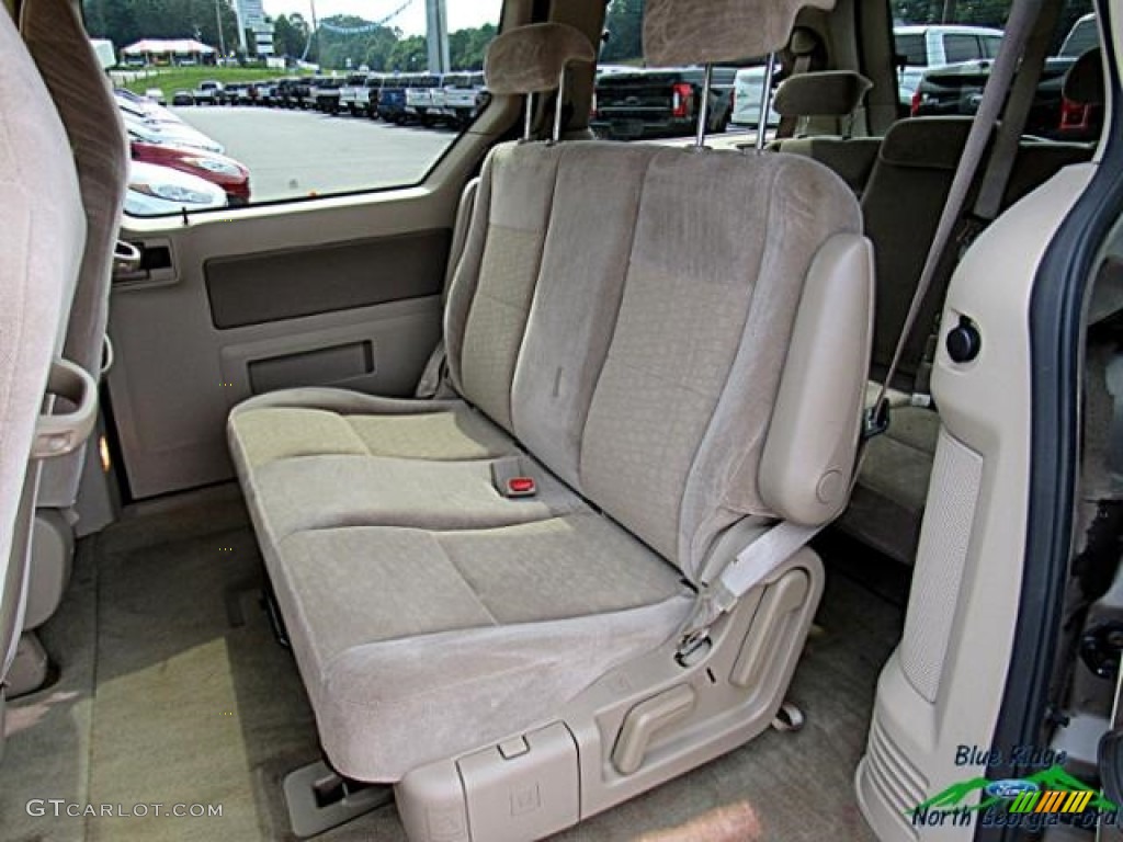 2006 Freestar SE - Arizona Beige Metallic / Pebble Beige photo #17