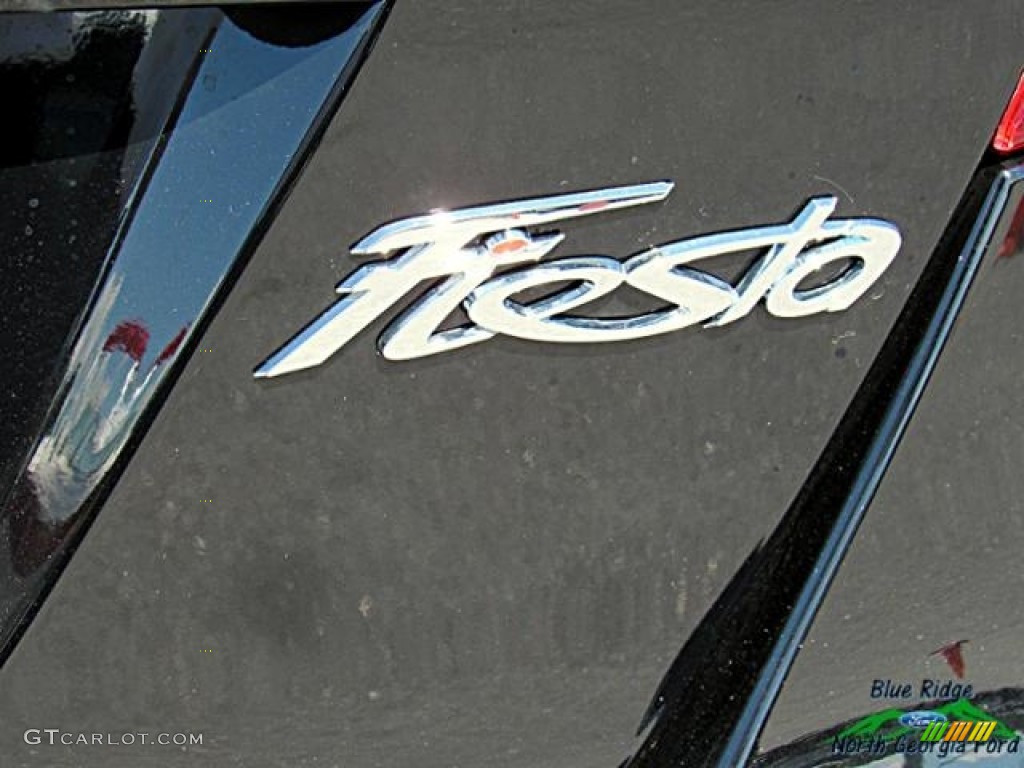 2017 Fiesta SE Hatchback - Shadow Black / Charcoal Black photo #37