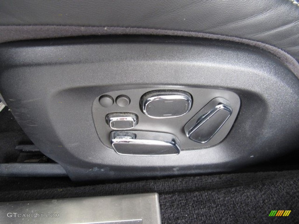 2011 XJ XJ - Ebony Black / Jet Black/Jet Black photo #25