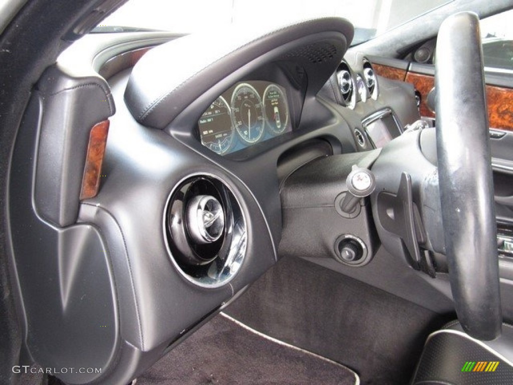 2011 XJ XJ - Ebony Black / Jet Black/Jet Black photo #27