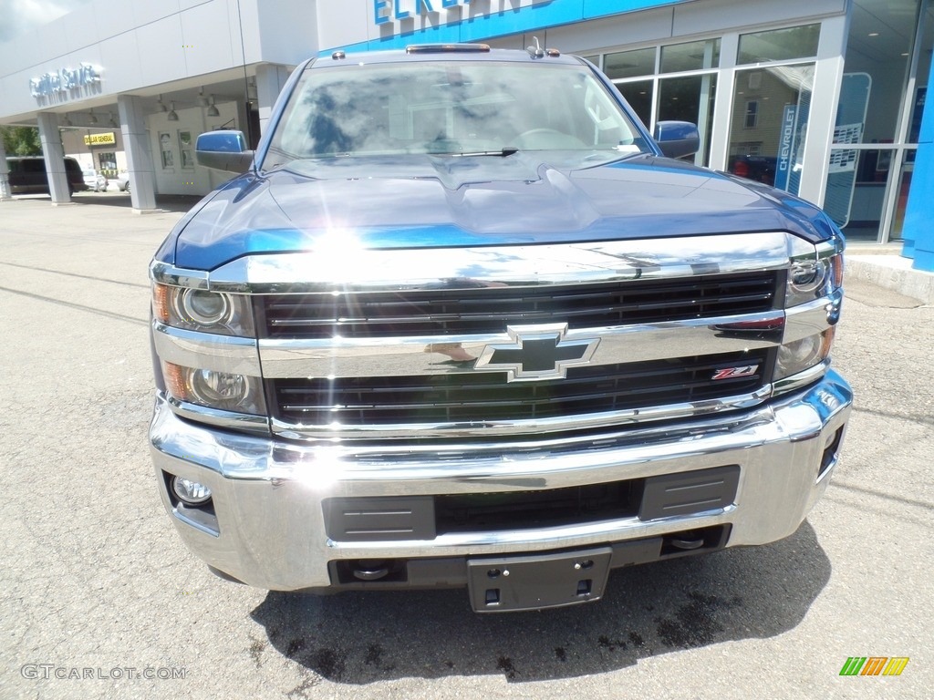 2017 Silverado 2500HD LT Crew Cab 4x4 - Deep Ocean Blue Metallic / Jet Black photo #2