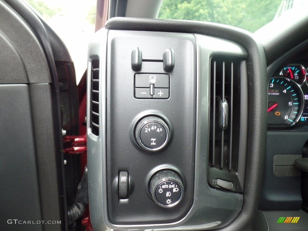 2017 Silverado 2500HD LT Crew Cab 4x4 - Butte Red Metallic / Jet Black photo #24