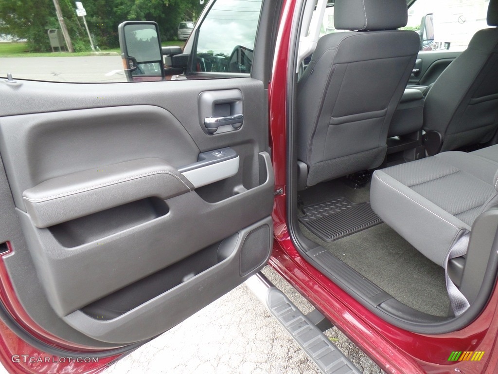 2017 Silverado 2500HD LT Crew Cab 4x4 - Butte Red Metallic / Jet Black photo #41