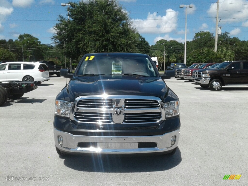 2017 1500 Big Horn Crew Cab - Brilliant Black Crystal Pearl / Black/Diesel Gray photo #8