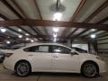 2018 Blizzard White Pearl Toyota Avalon Limited  photo #2