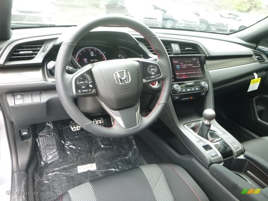 2017 Honda Civic Si Coupe Front Seat Photo #122068460