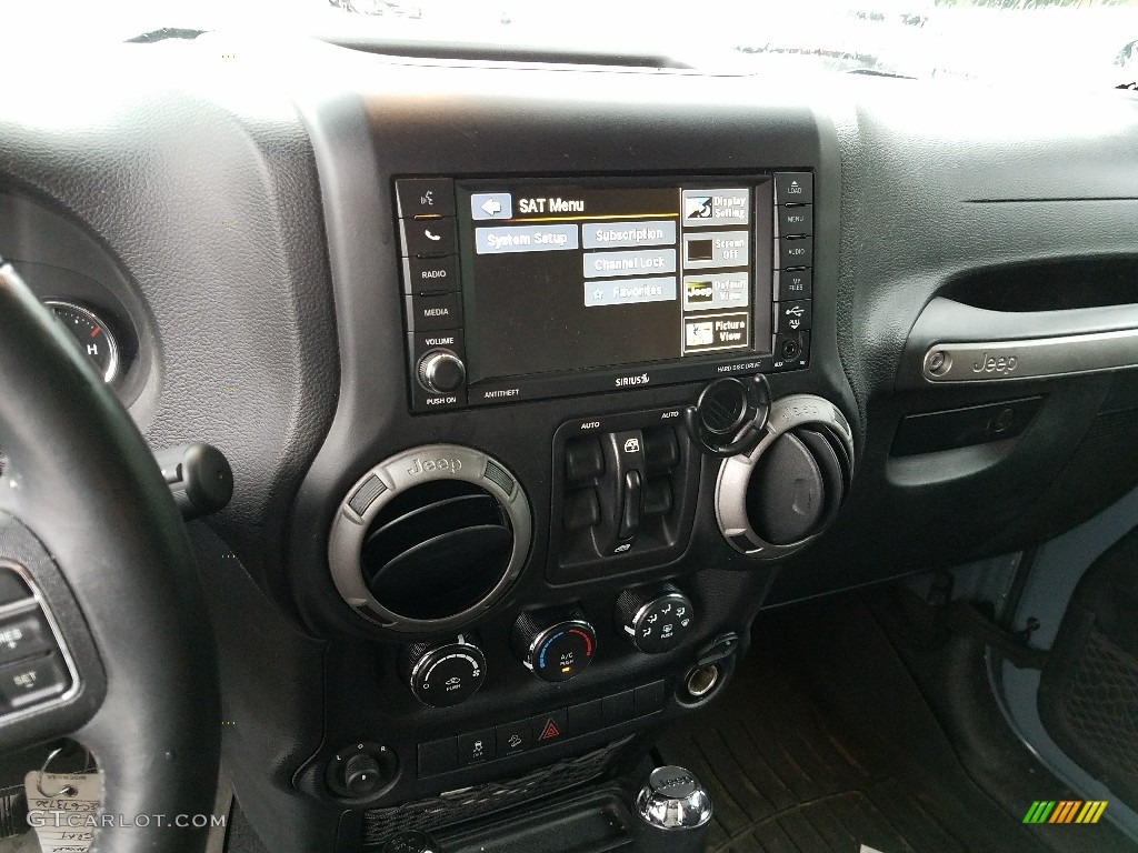 2015 Wrangler Unlimited Sport 4x4 - Anvil / Black photo #4