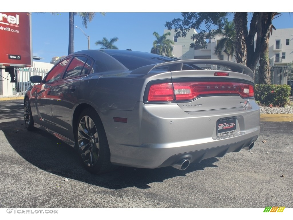 2013 Charger SRT8 - Granite Crystal / Black/Red photo #11