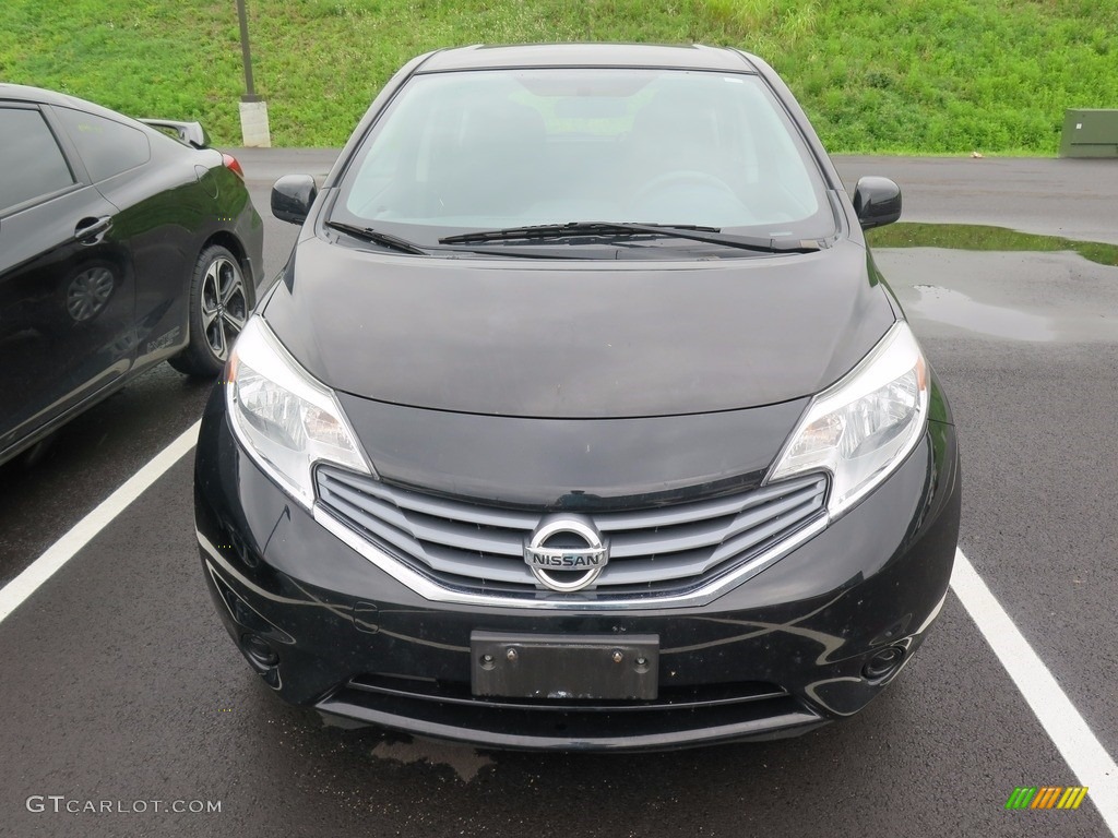 2014 Versa Note SV - Super Black / Charcoal photo #2