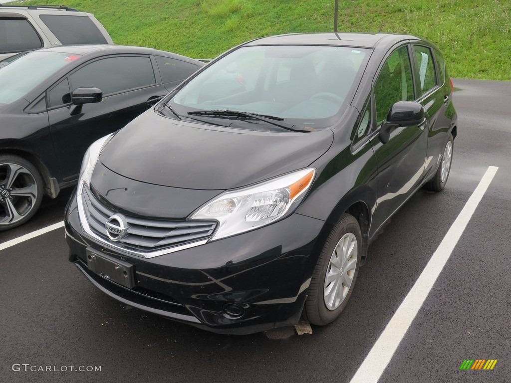 2014 Versa Note SV - Super Black / Charcoal photo #3