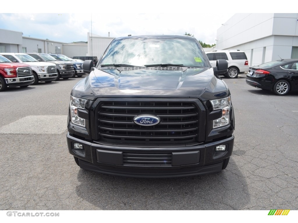 2017 F150 XLT SuperCrew - Shadow Black / Black photo #4