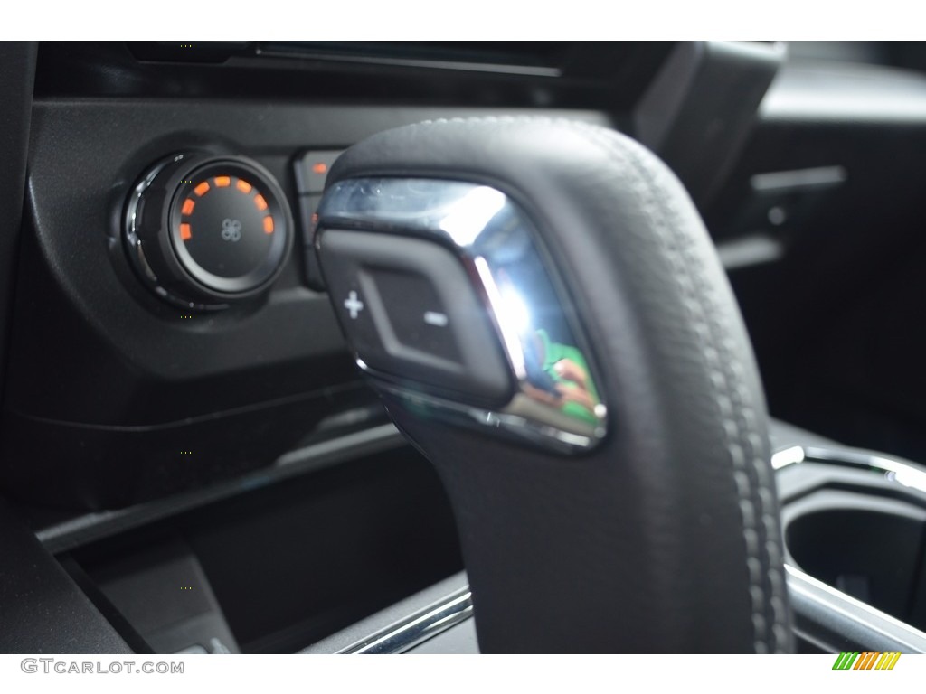 2017 F150 XLT SuperCrew - Shadow Black / Black photo #18