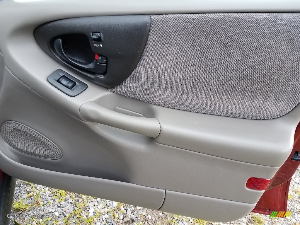 2002 Malibu Sedan - Redfire Metallic / Gray photo #9