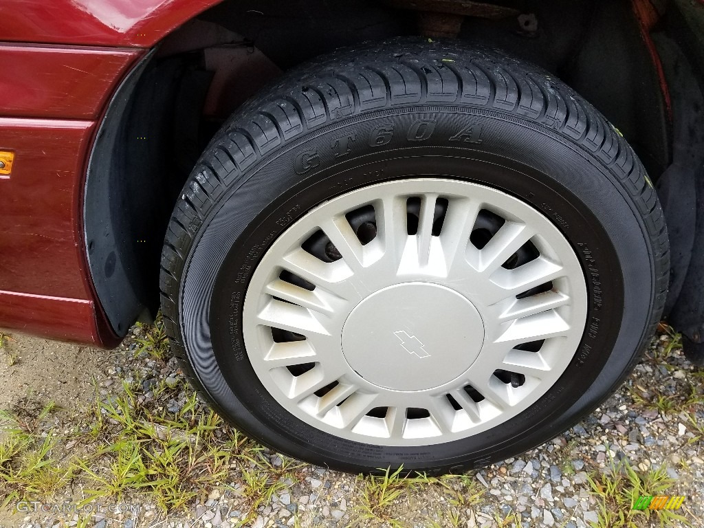 2002 Malibu Sedan - Redfire Metallic / Gray photo #25