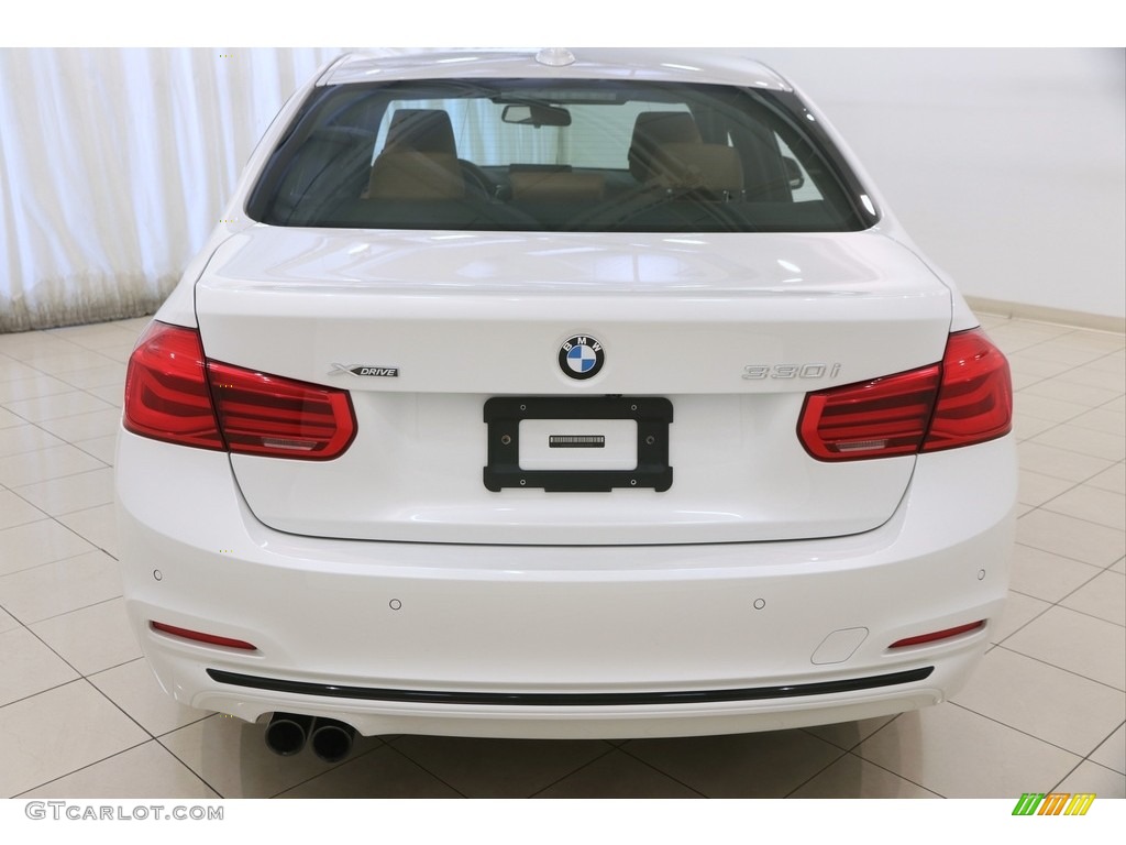 2017 3 Series 330i xDrive Sedan - Mineral White Metallic / Saddle Brown photo #31