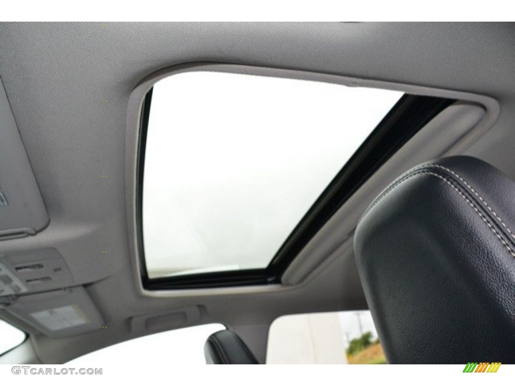 2015 RAV4 Limited AWD - Blizzard Pearl / Black photo #14