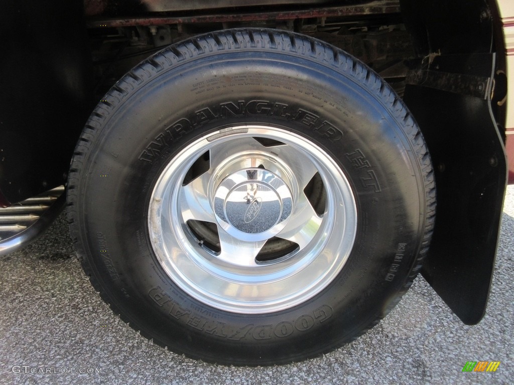 1999 F350 Super Duty XLT Crew Cab Dually - Dark Toreador Red Metallic / Medium Prairie Tan photo #11