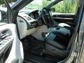 Granite - Grand Caravan SXT Photo No. 8