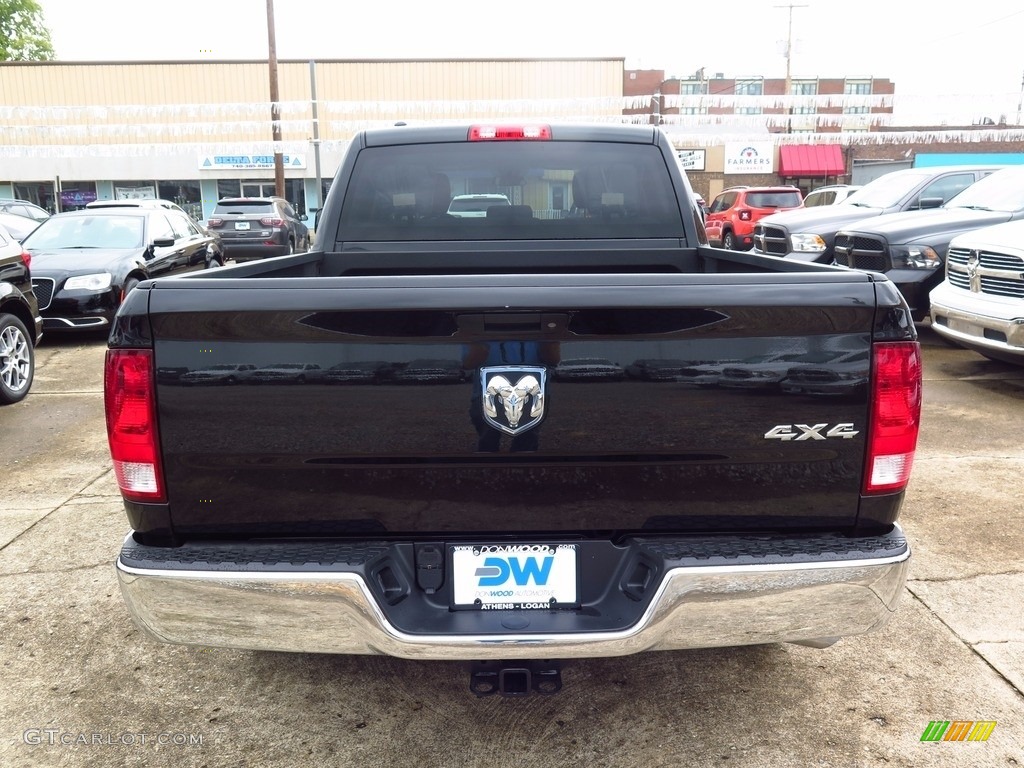 2017 1500 Tradesman Crew Cab 4x4 - Brilliant Black Crystal Pearl / Black/Diesel Gray photo #6